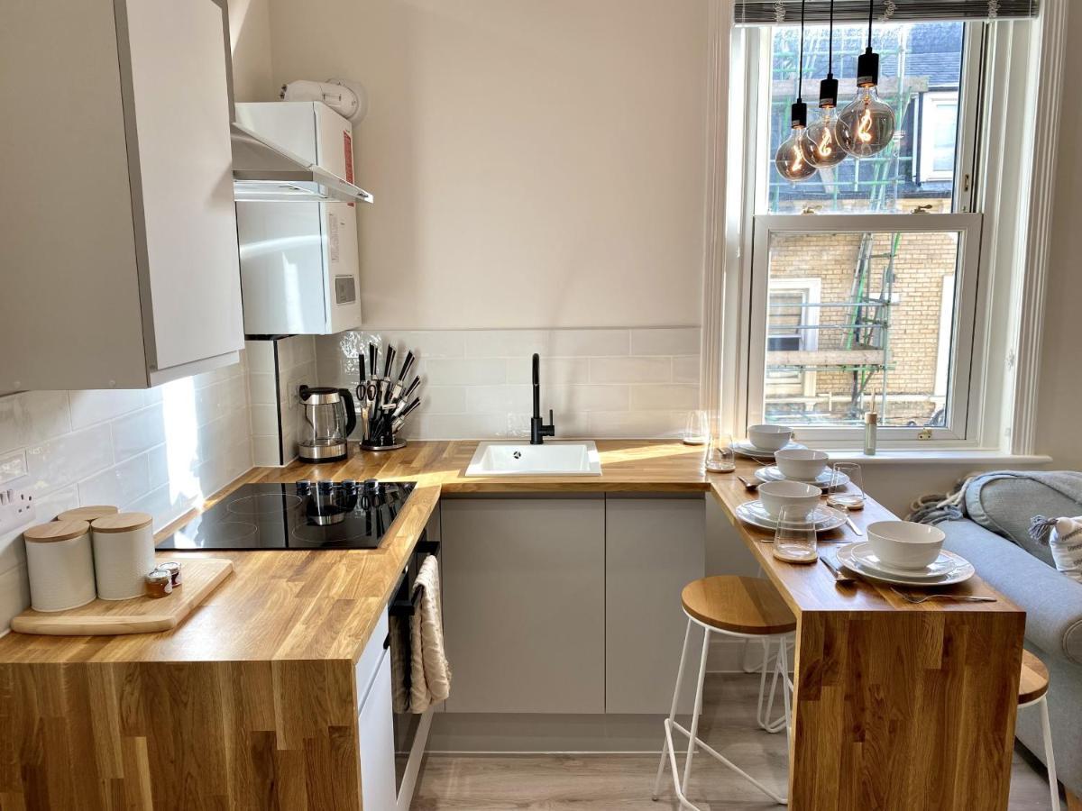 Stunning Beach Themed 2 Bed Apartment Bournemouth Exterior foto